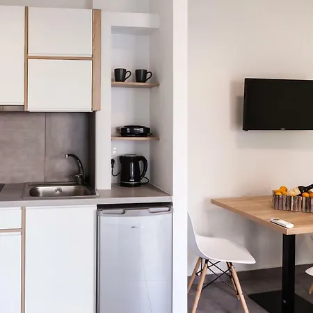 Remis Apartment *